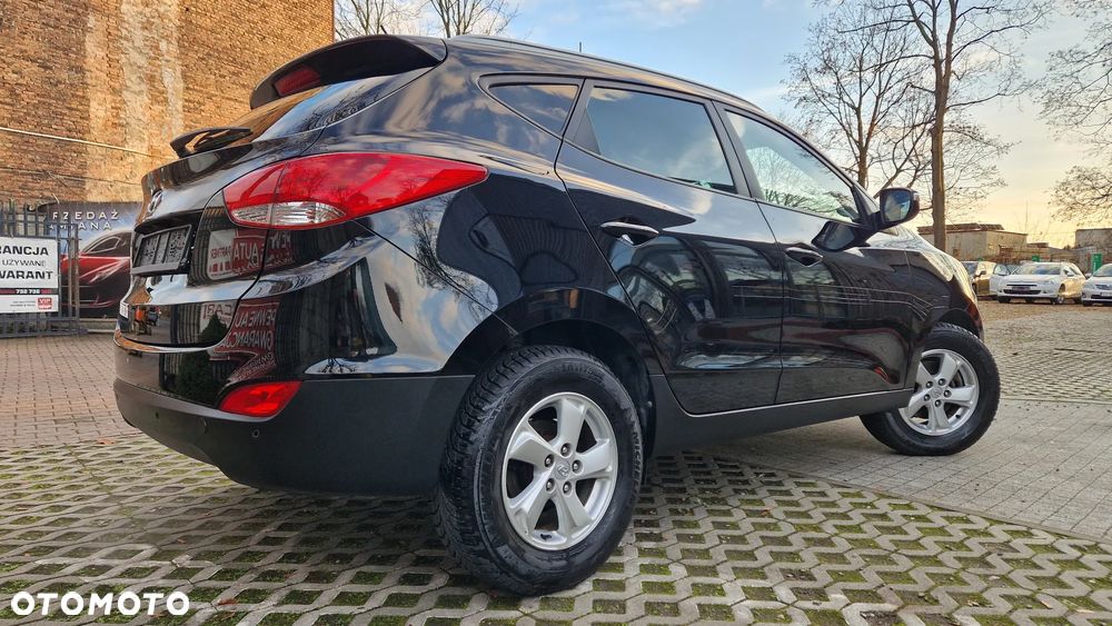 Hyundai ix35 1.6 2WD Fifa World Cup Edition - 3