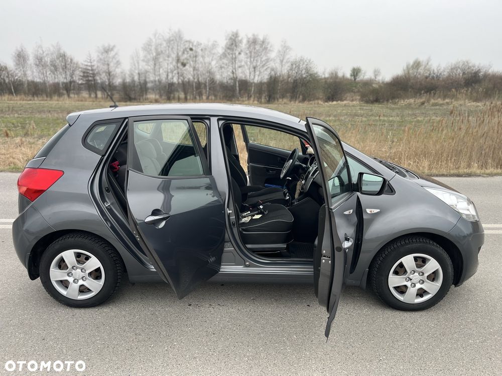 Kia Venga - 6