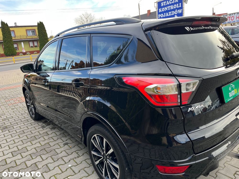 Ford Kuga 1.5 EcoBoost 2x4 ST-Line - 3