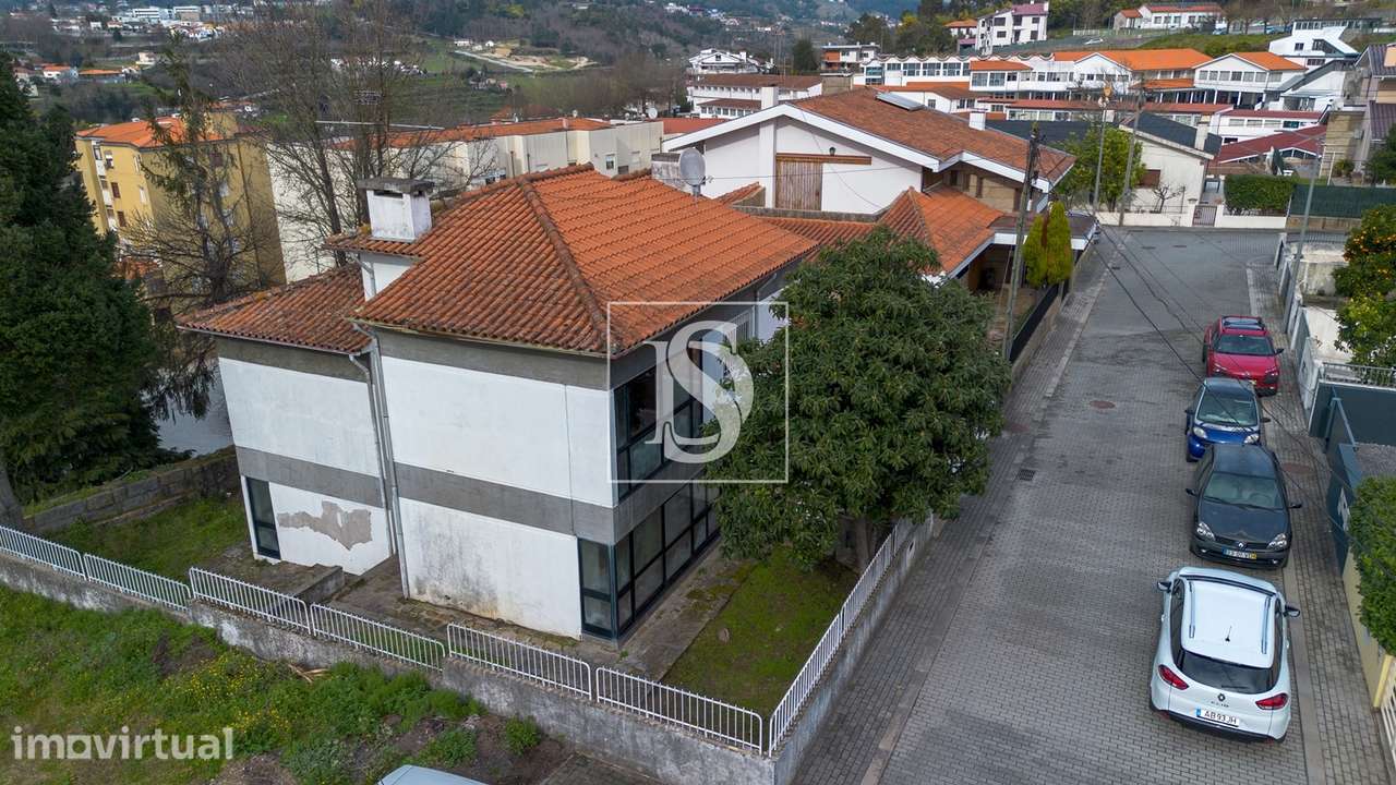 Moradia T4+1 Venda em Amarante (São Gonçalo), Madalena, Cepelos e Gatã - Grande imagem: 2/60