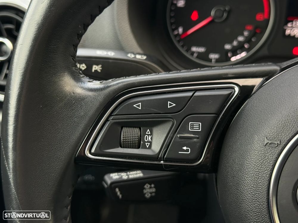 Audi A3 1.6 TDI S tronic - 18