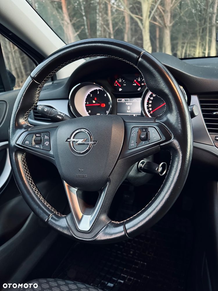 Opel Astra - 11