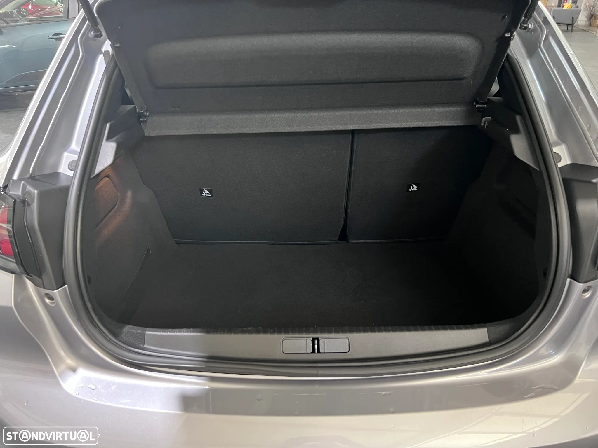 Peugeot e-208 50 kWh Style - 3