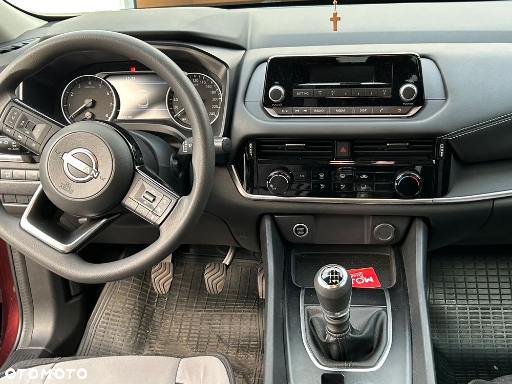 Nissan Qashqai 1.3 DIG-T Visia - 9