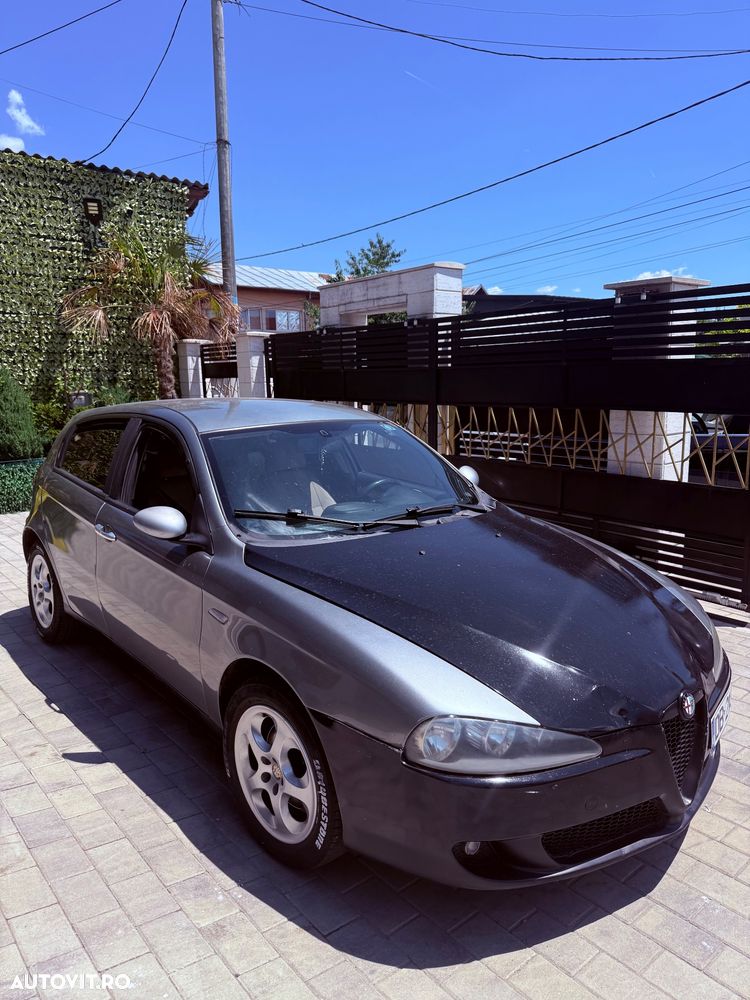 Alfa Romeo 147 1.6 TS Medium - 4