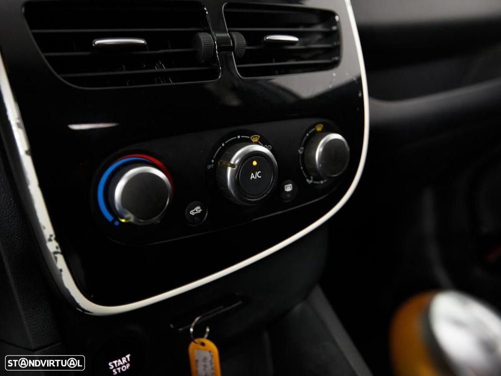 Renault Clio 1.5 dCi Limited - 15