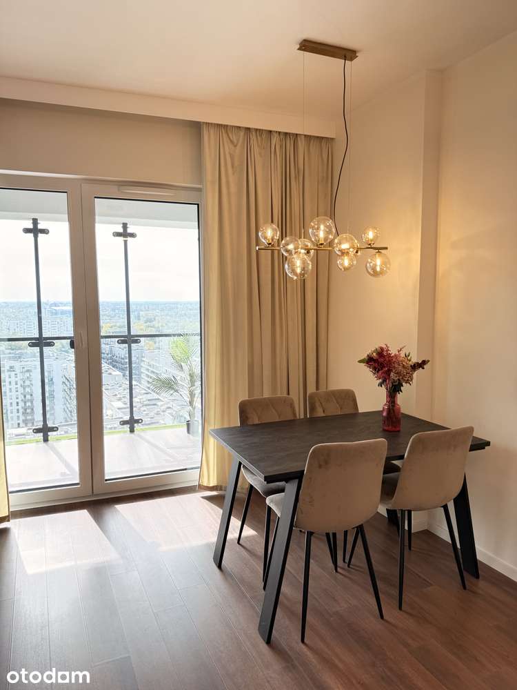 2-pokojowy apartament, widok z 17 piętra (garaż, klima, TV, projektor)