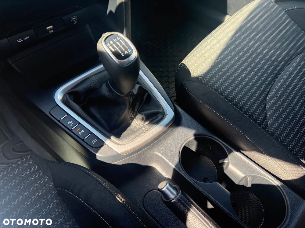 Kia Ceed 1.5 T-GDI M - 15