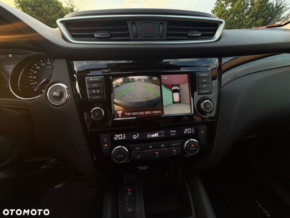 Nissan Qashqai 1.3 DIG-T N-Connecta EU6d - 36