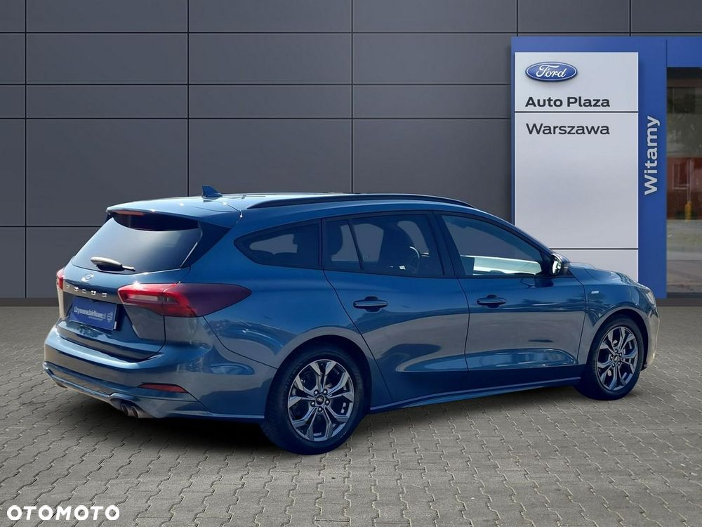 Ford Focus 1.0 EcoBoost Hybrid ST-LINE X - 6