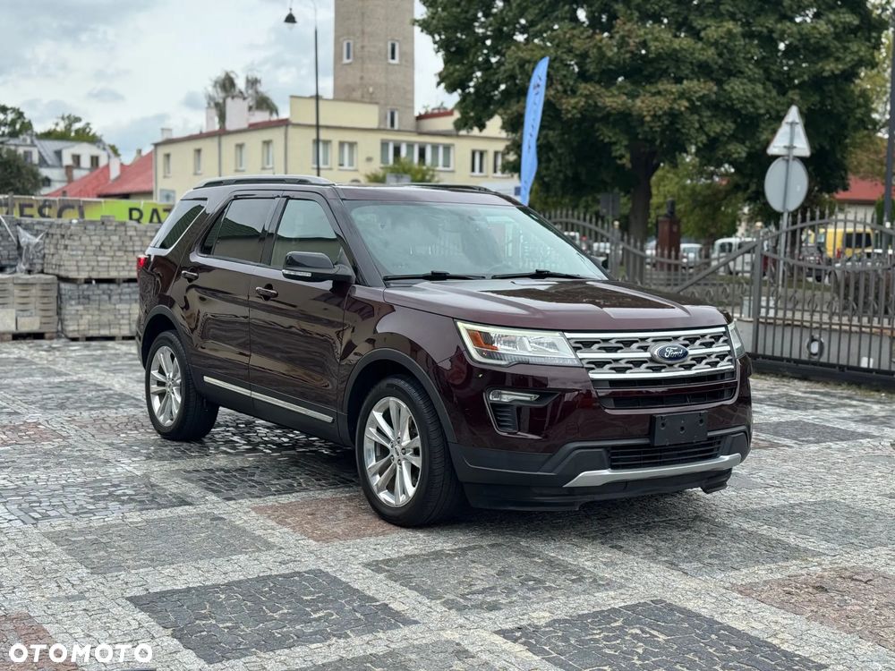 Ford Explorer - 24
