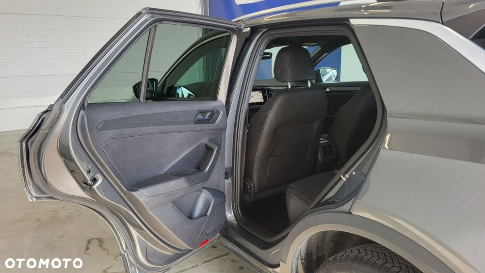 Volkswagen T-Roc - 22