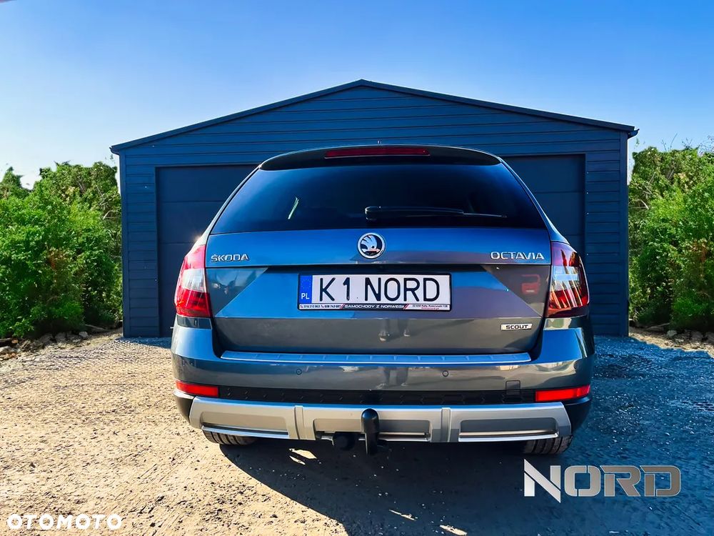 Skoda Octavia Combi 2.0 TDI 4x4 DSG Scout - 8