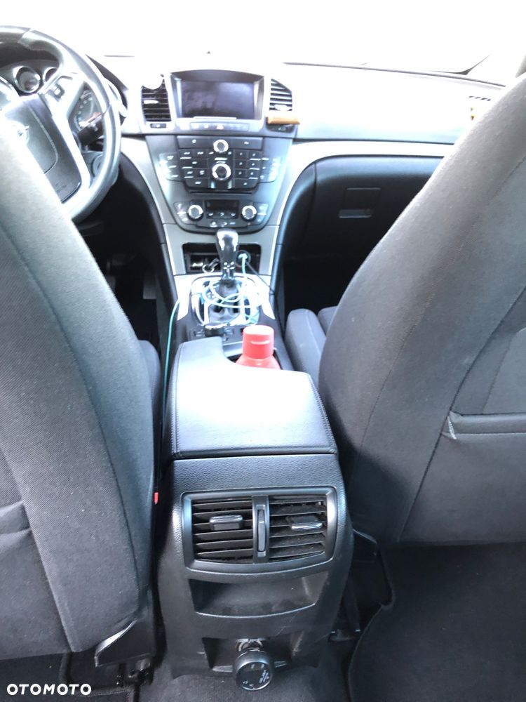 Opel Insignia 2.0 CDTI - 13