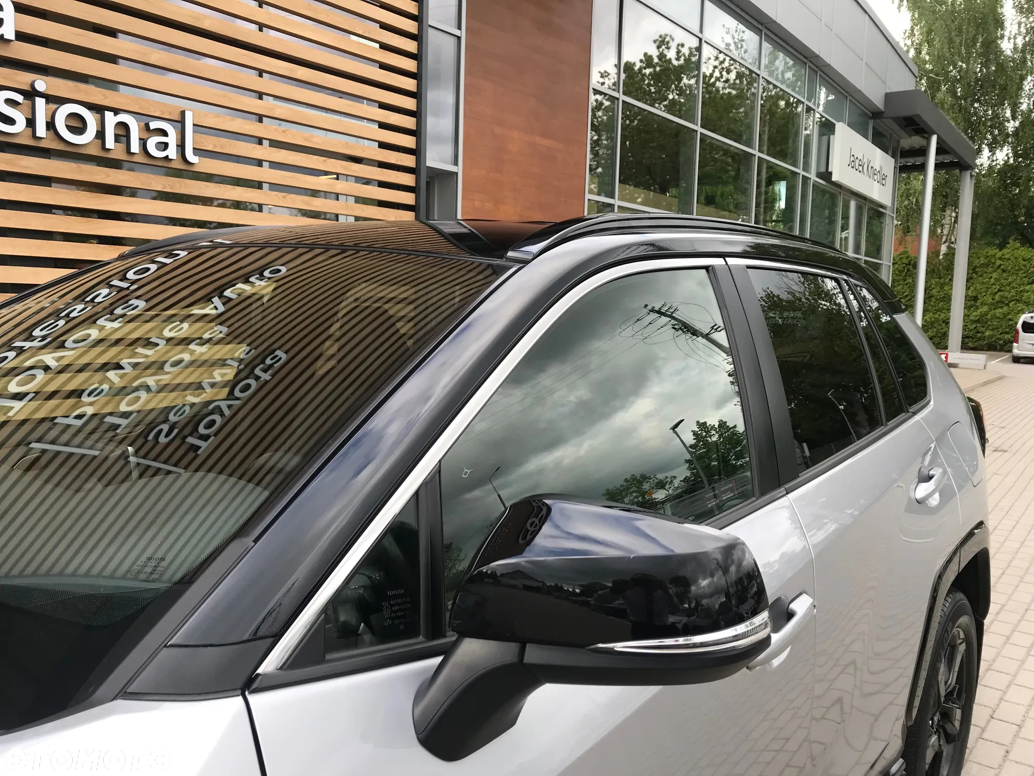 Toyota RAV4 2.5 Hybrid Selection 4x4 - 19