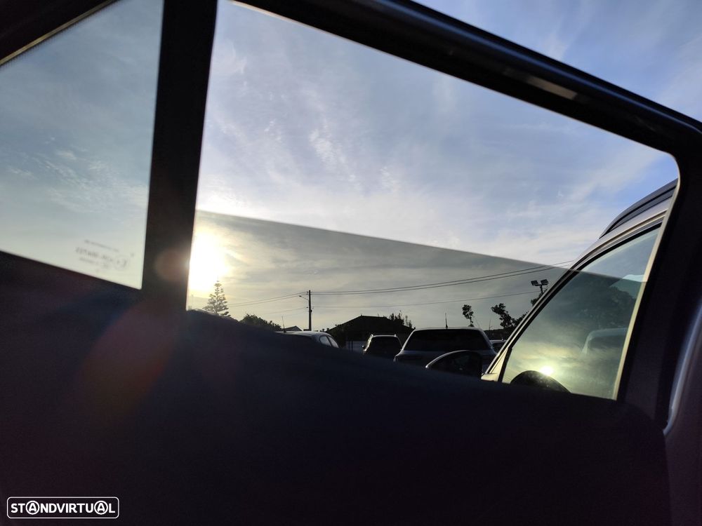 Peugeot 2008 1.2 PureTech Allure Pack - 26