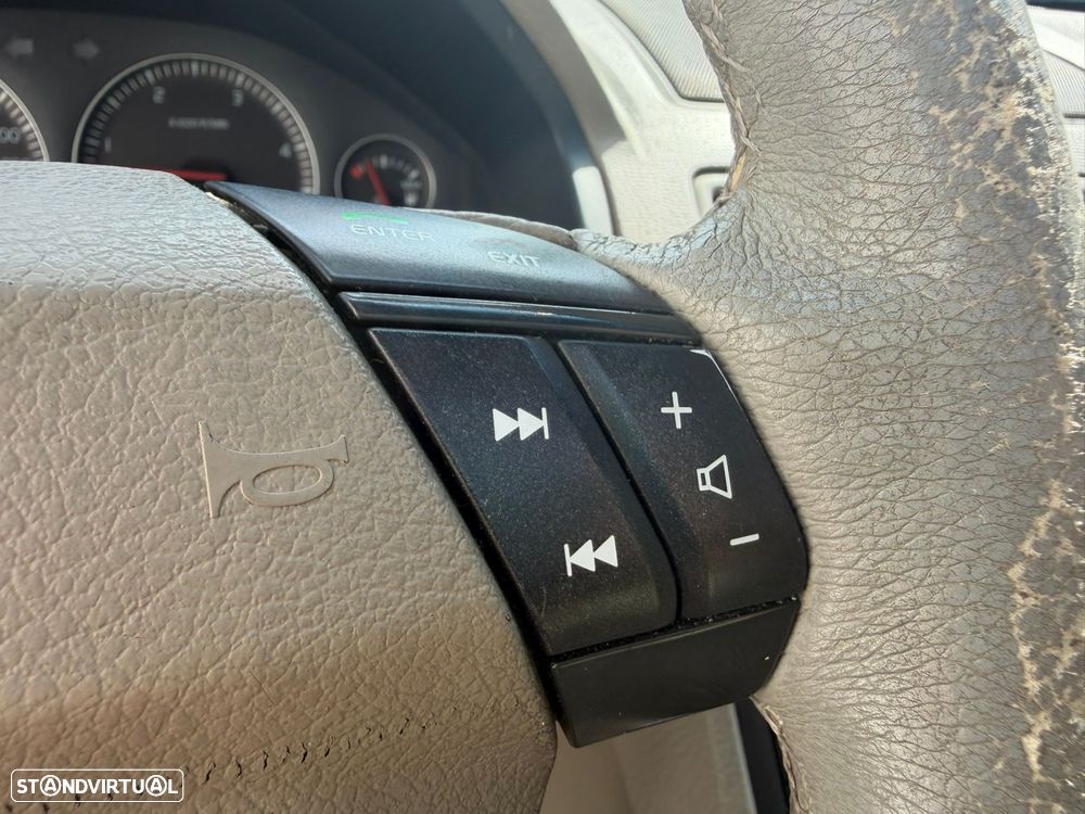 Volvo XC 90 2.4 D5 7L Nivel 2 Auto. - 33