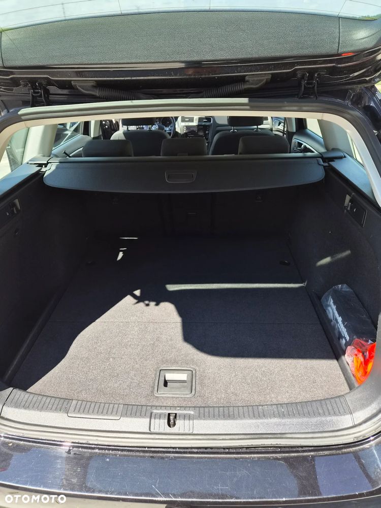 Volkswagen Golf - 9