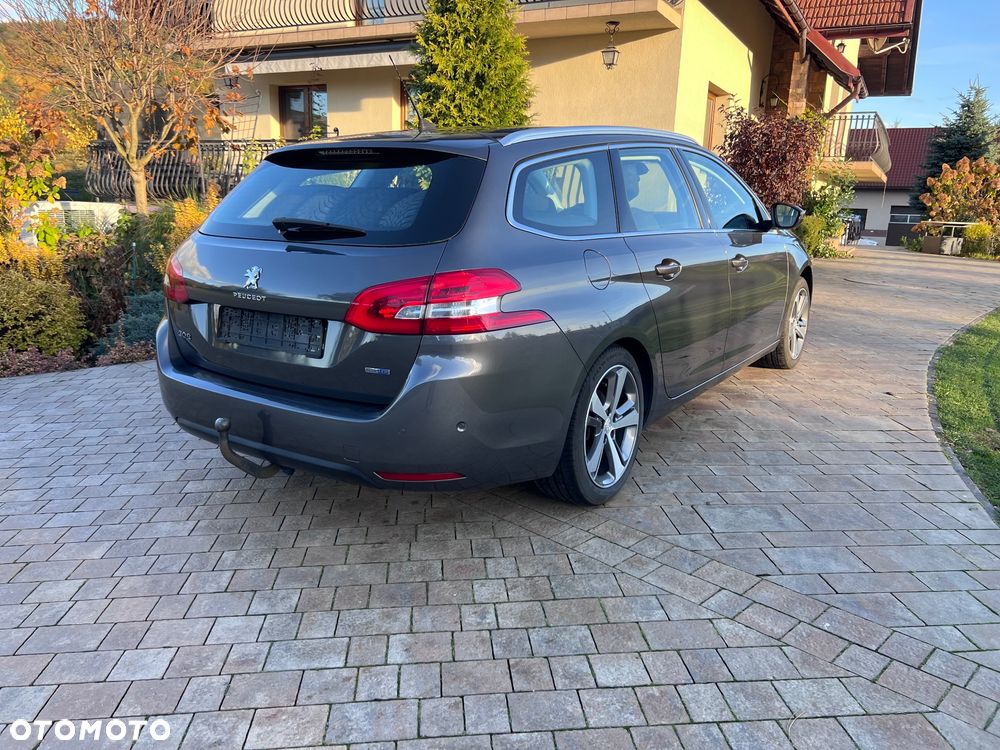 Peugeot 308 SW BlueHDi 150 Automatik Stop & Start Allure - 5