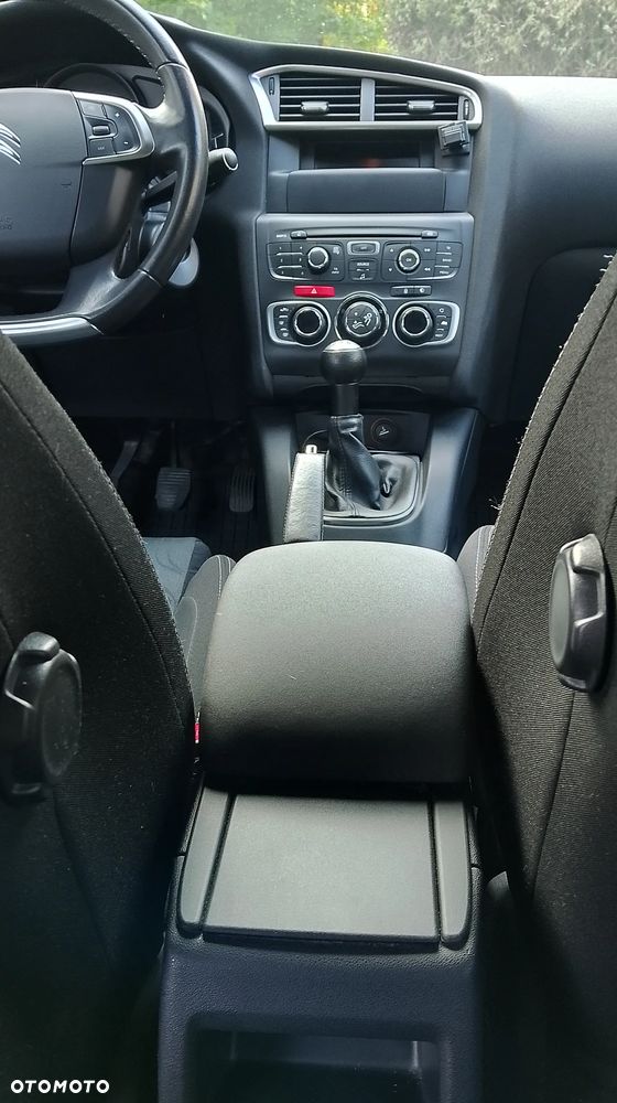 Citroën C4 1.4 VTi Seduction - 27