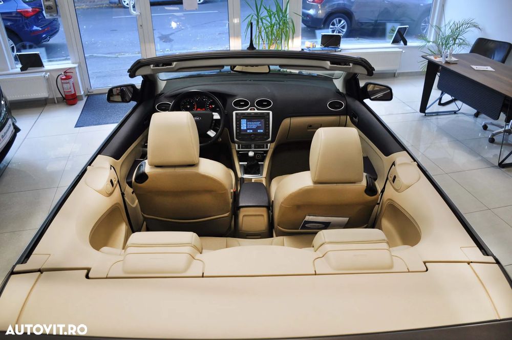Ford Focus - 28
