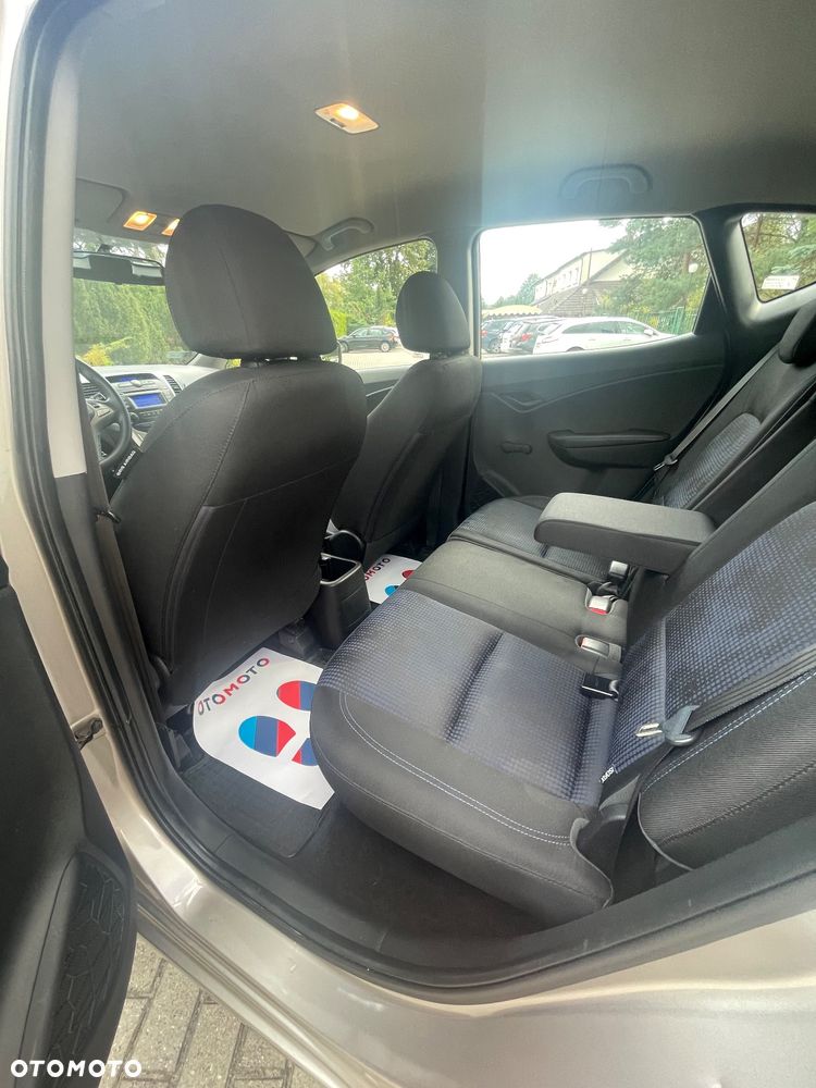 Hyundai ix20 1.6 BlueDrive Comfort - 20