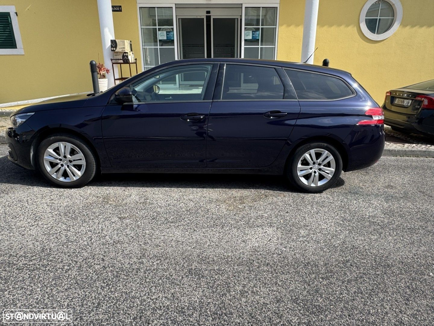 Peugeot 308 SW 1.2 PureTech Allure Full LED EAT8 - 9