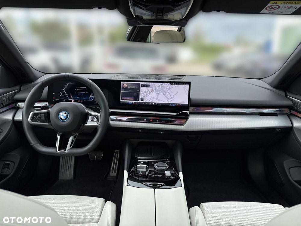 BMW Seria 5 - 30