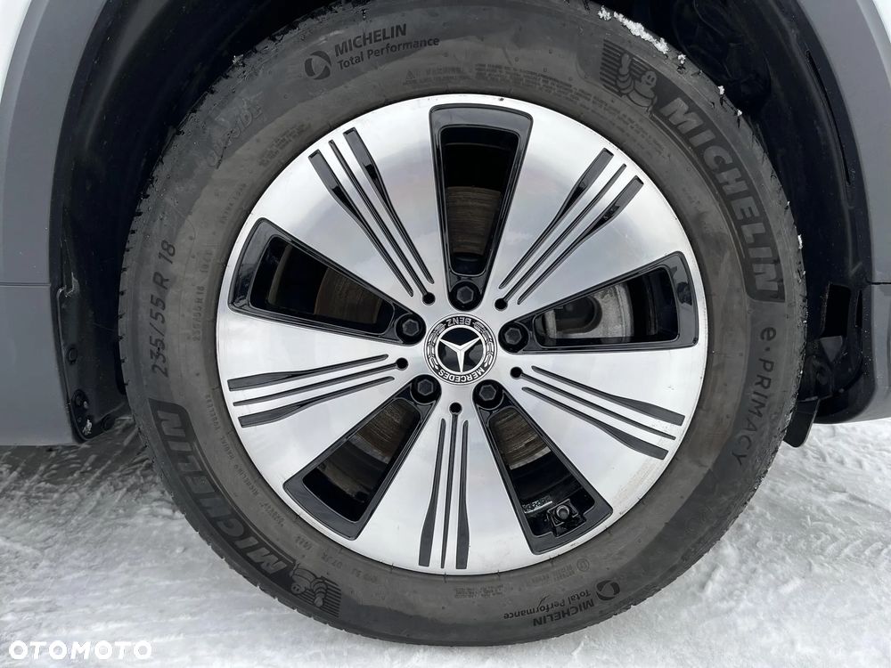 Mercedes-Benz EQB 250 70.5kWh Progressive 7os - 40