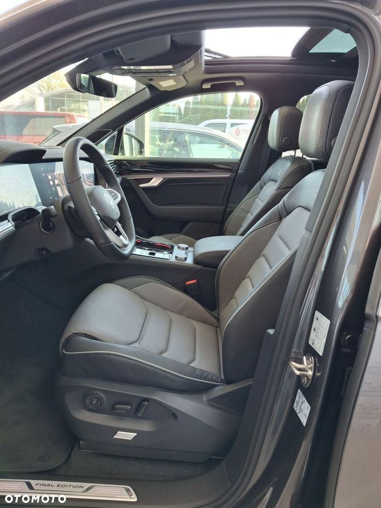 Volkswagen Touareg 3.0 V6 TDI 4Motion R-Line Final Edition - 12