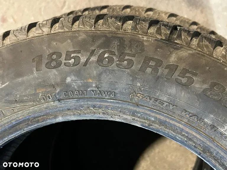Opony zimowe 185/65R15 Kumho 2szt - 2