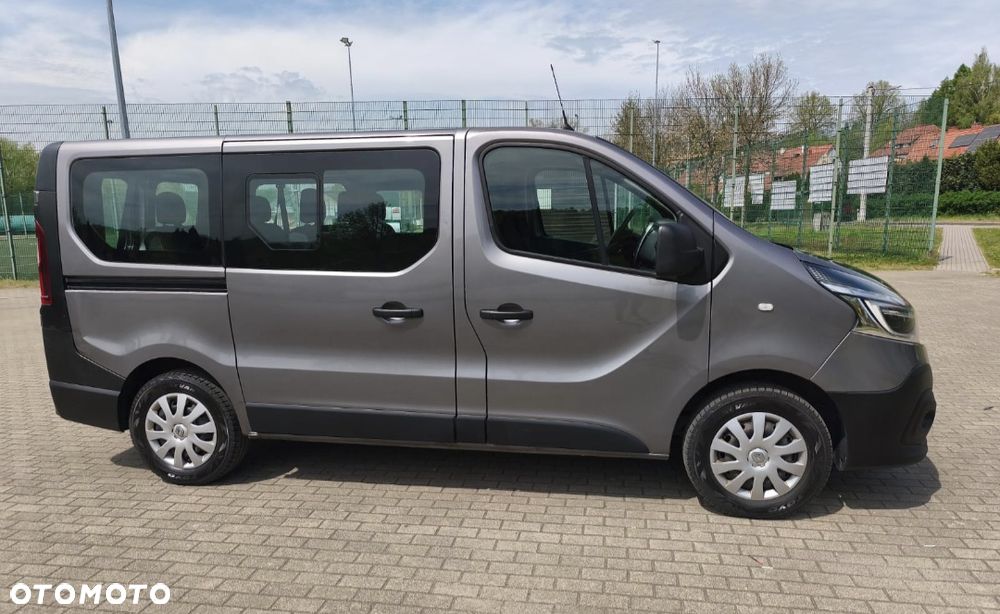 Renault Trafic Combi Life - 10