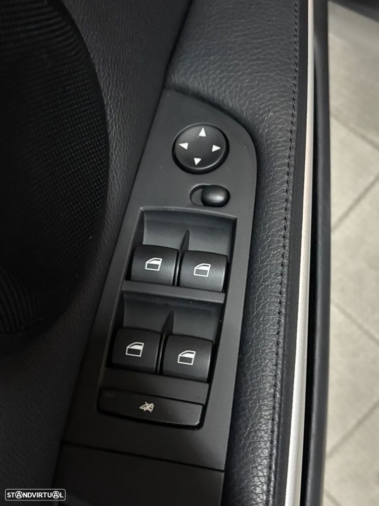 BMW 320 d Efficient Dynamics Edition Sport Line - 25