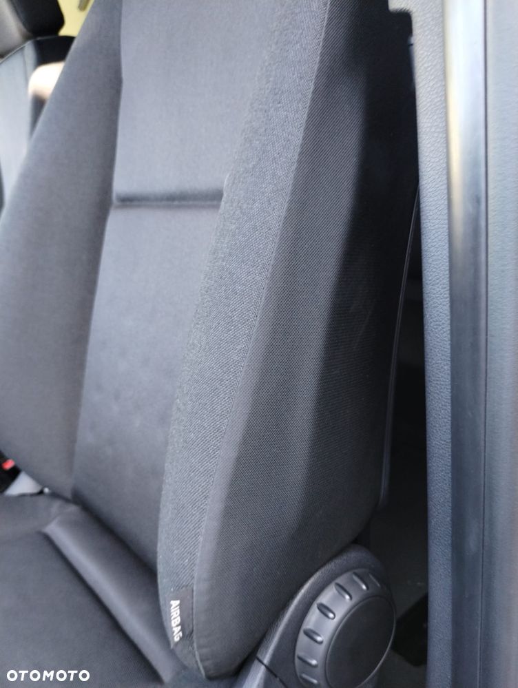 Mercedes-Benz Sprinter - 19