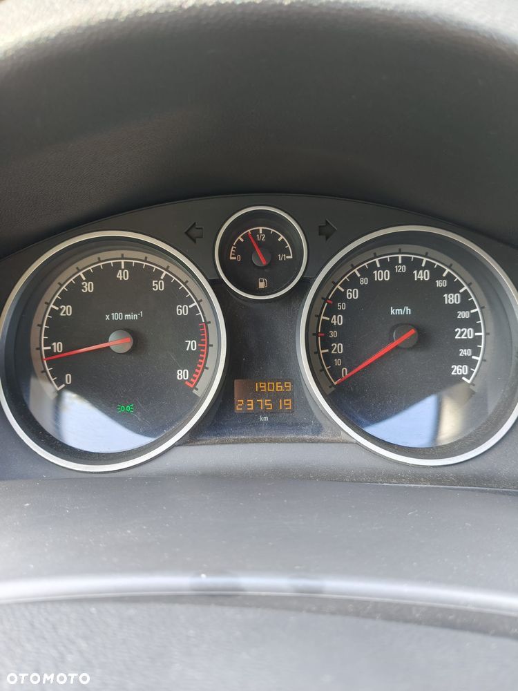 Opel Astra 1.6 - 4