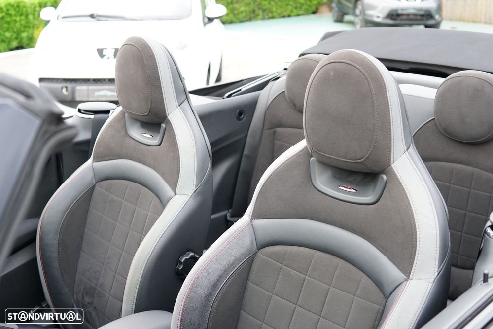 MINI Cabrio John Cooper Works Auto Desportiva - 18