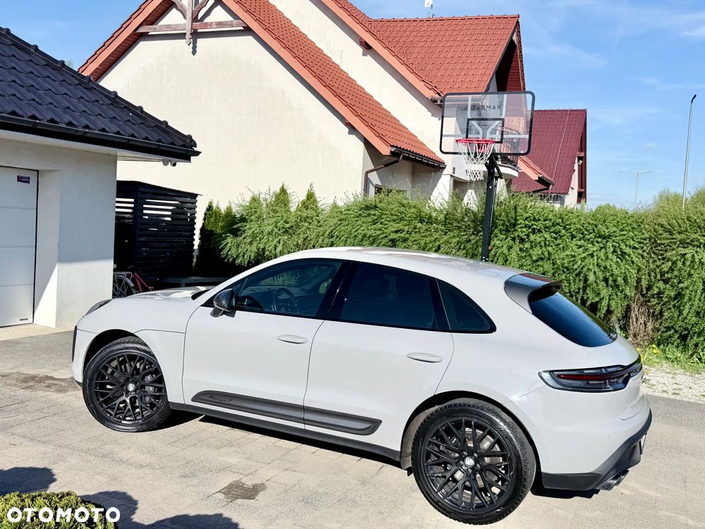 Porsche Macan T - 4