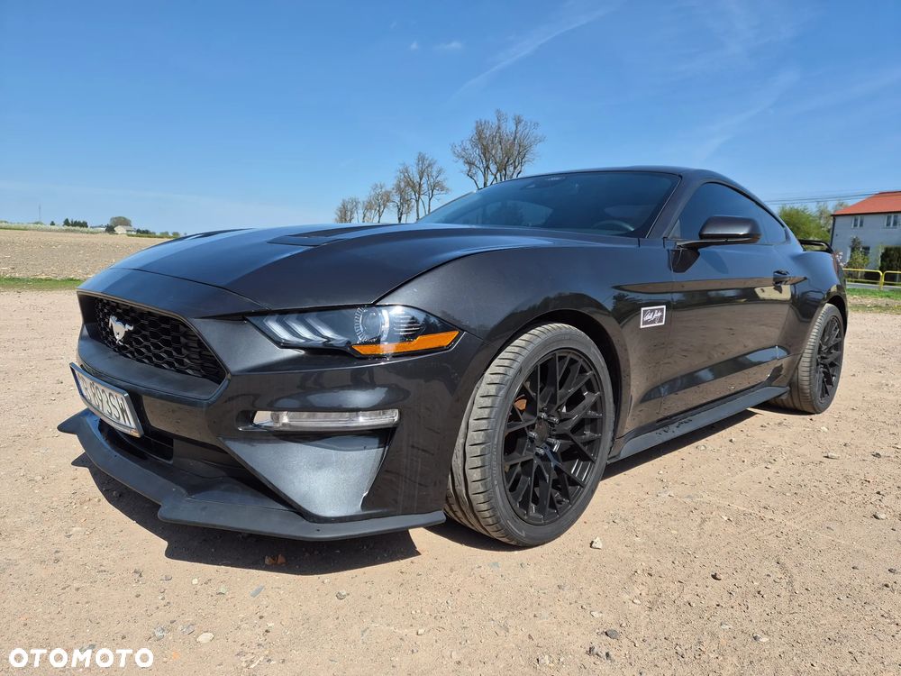 Ford Mustang - 5