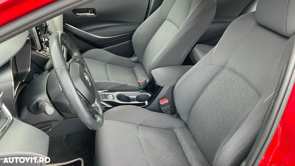 Toyota Corolla 1.8 HSD Dynamic - 18