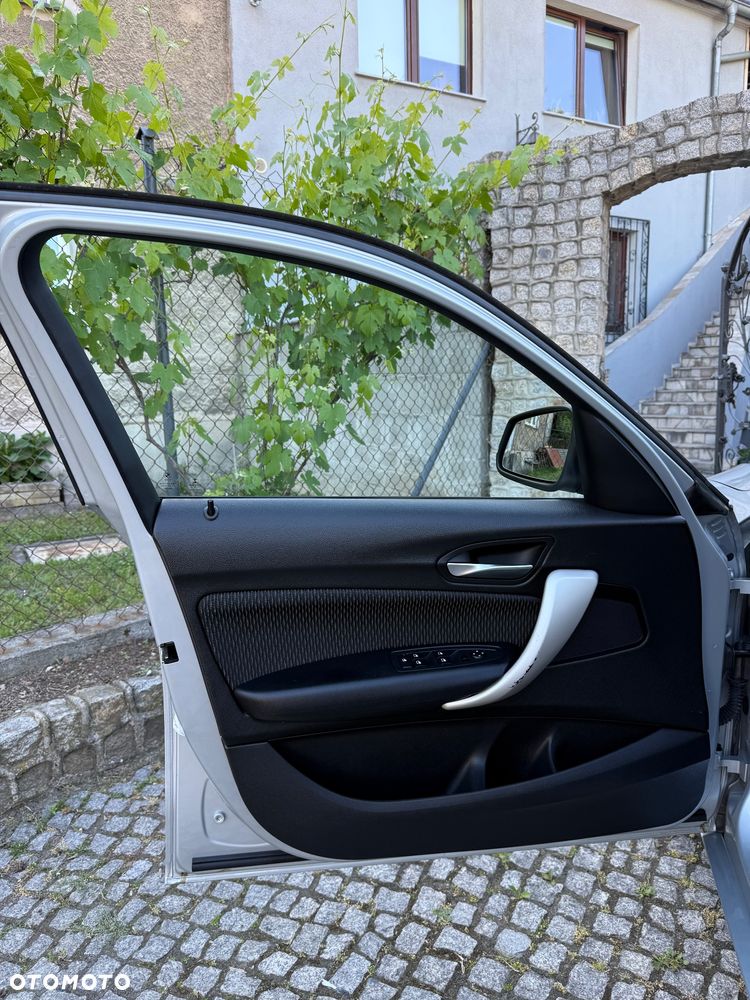 BMW Seria 1 116d EfficientDynamics Edition Urban Line - 11