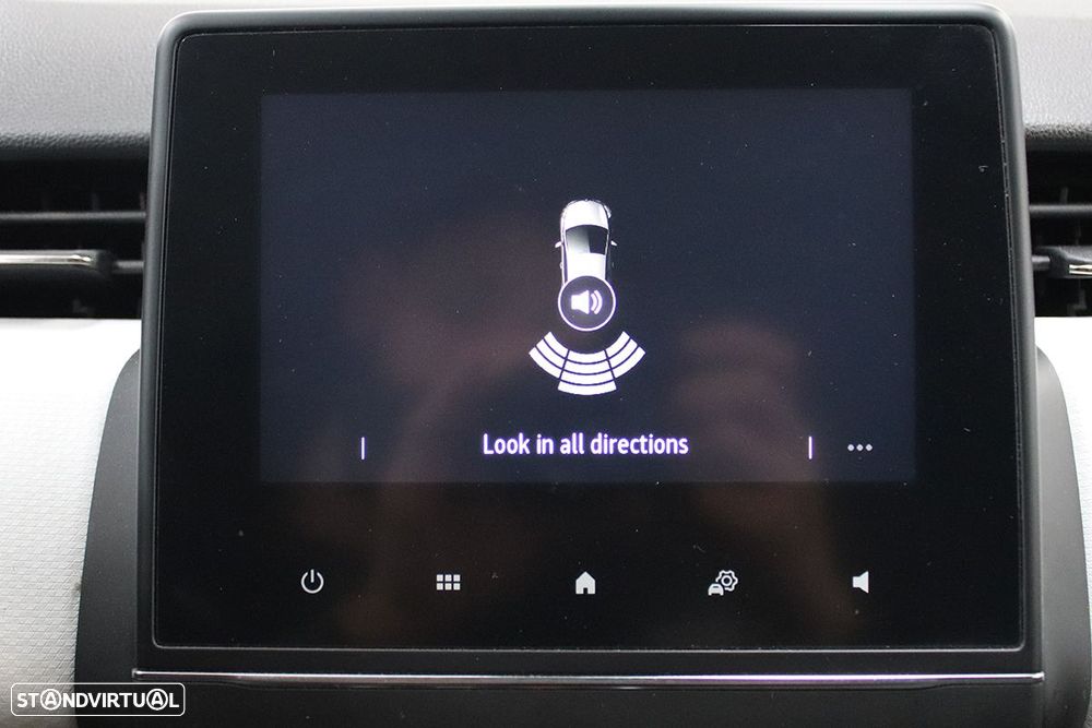 Renault Clio 1.0 TCe Evolution - 12