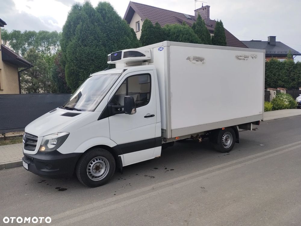 Mercedes-Benz Sprinter - 11