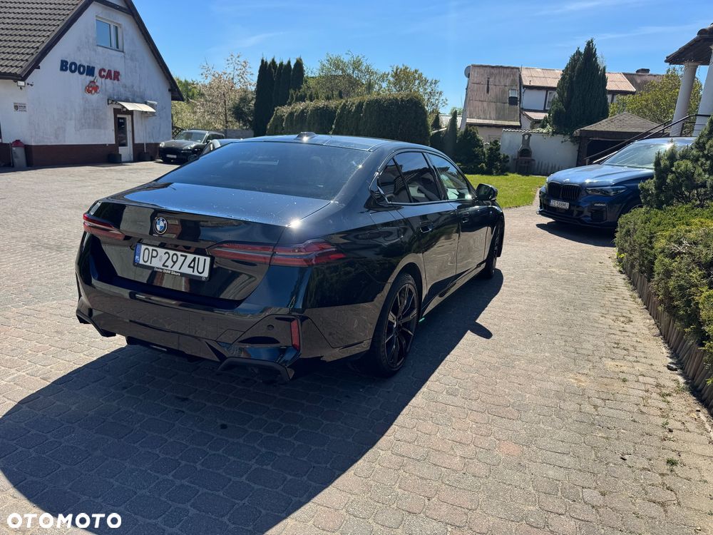 BMW Seria 5 520d xDrive mHEV M Sport - 16