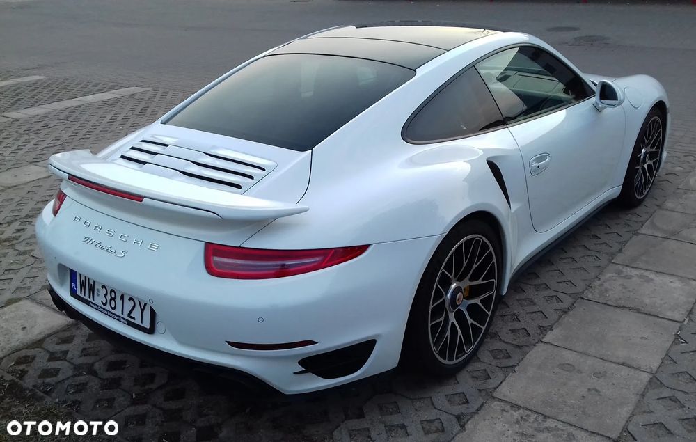 Porsche 911 Turbo S - 19