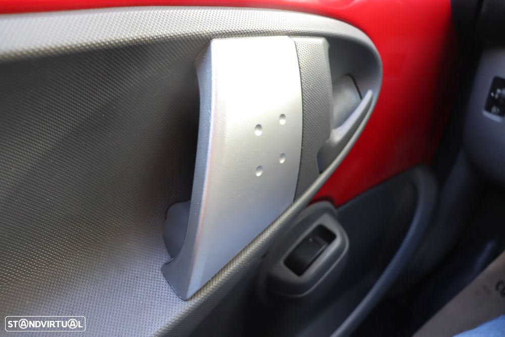 Peugeot 107 1.0 Urban - 15