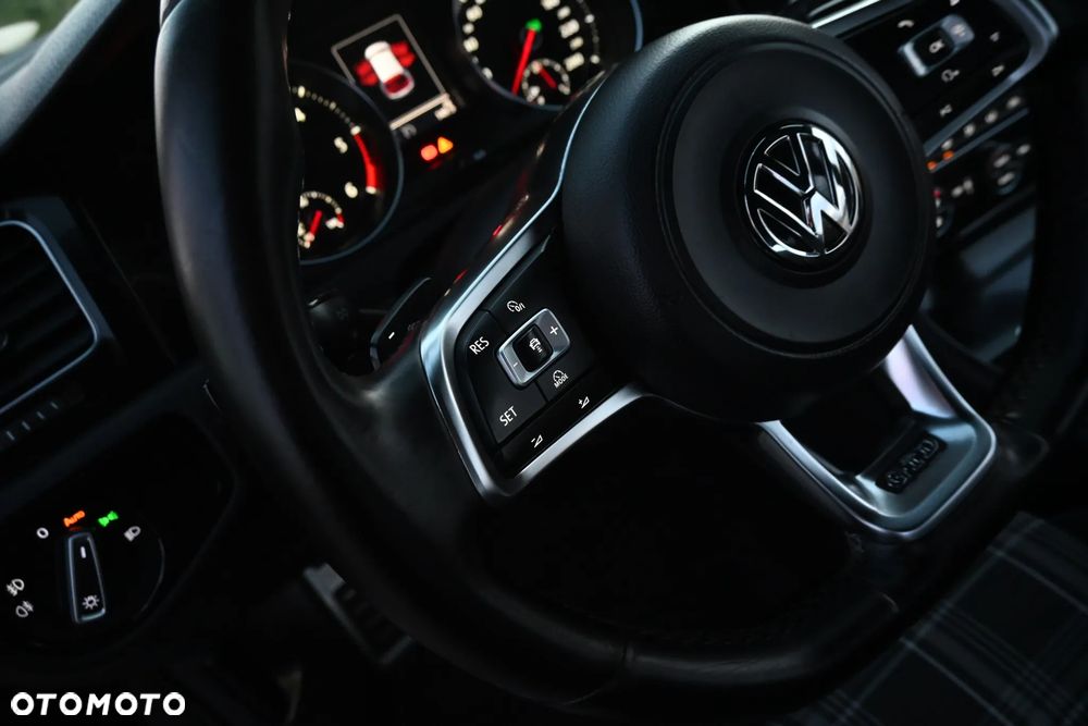 Volkswagen Golf GTD (BlueMotion Technology) DSG - 33
