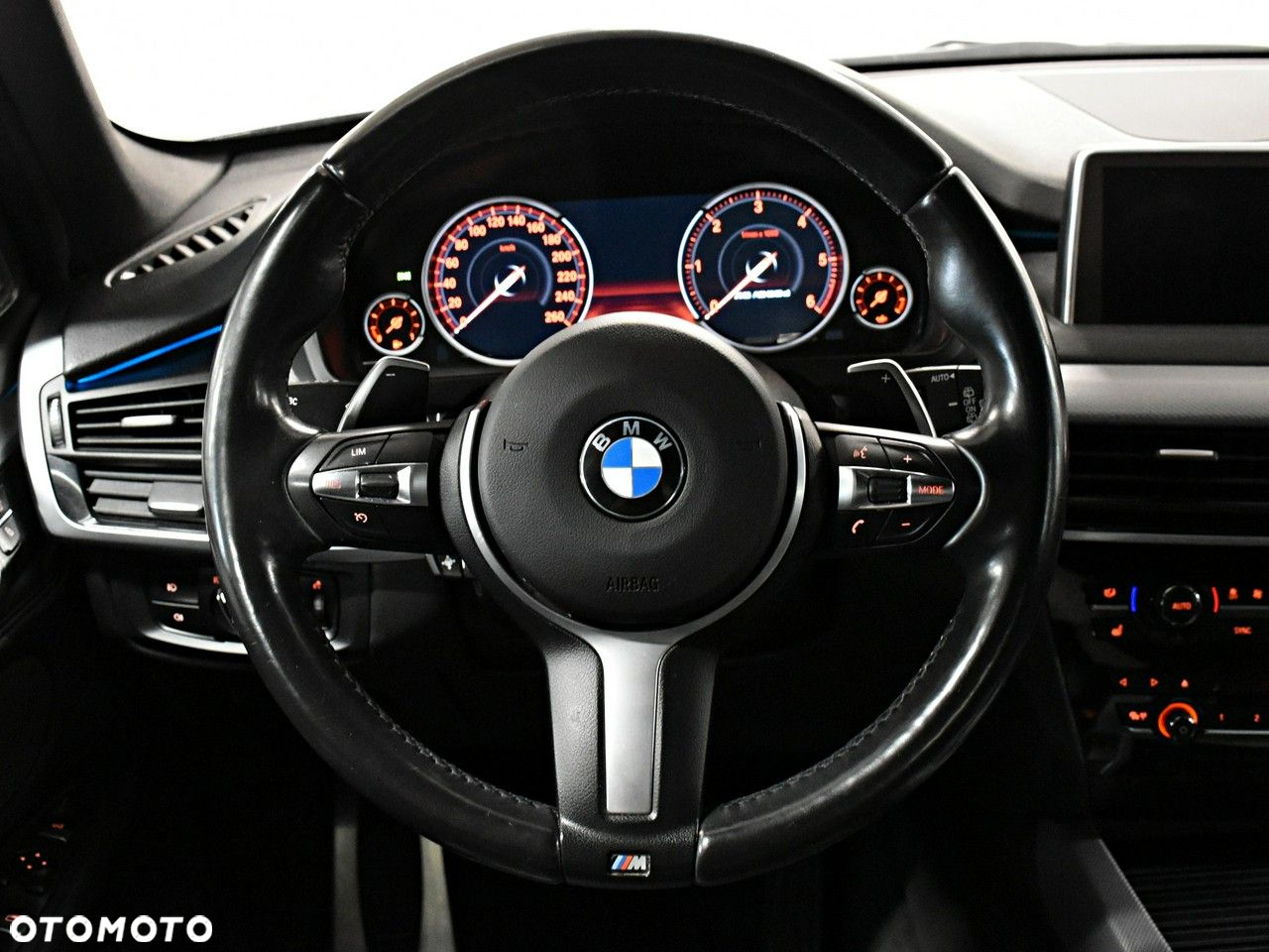 BMW X5 - 16