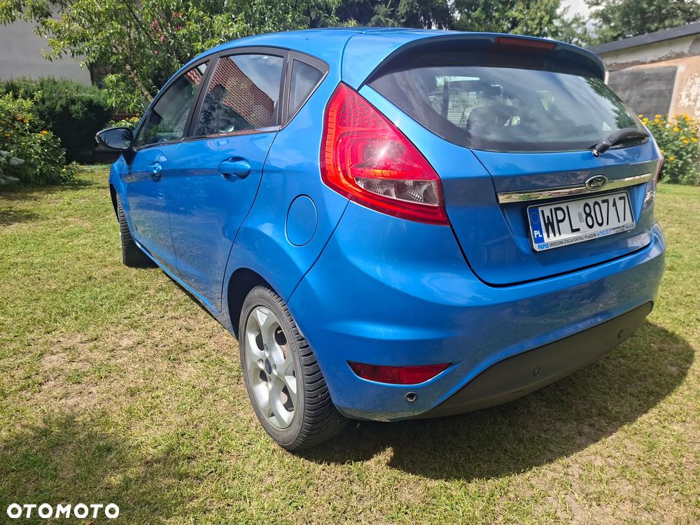 Ford Fiesta 1.6 Titanium - 5