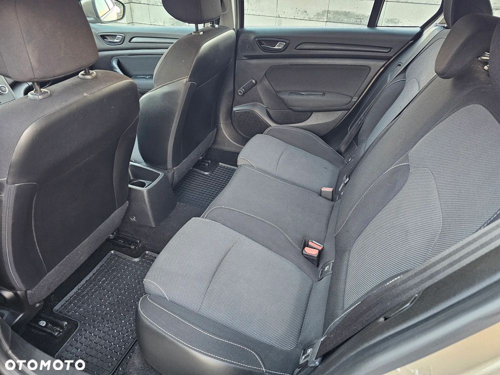Renault Megane 1.6 SCe Life - 10