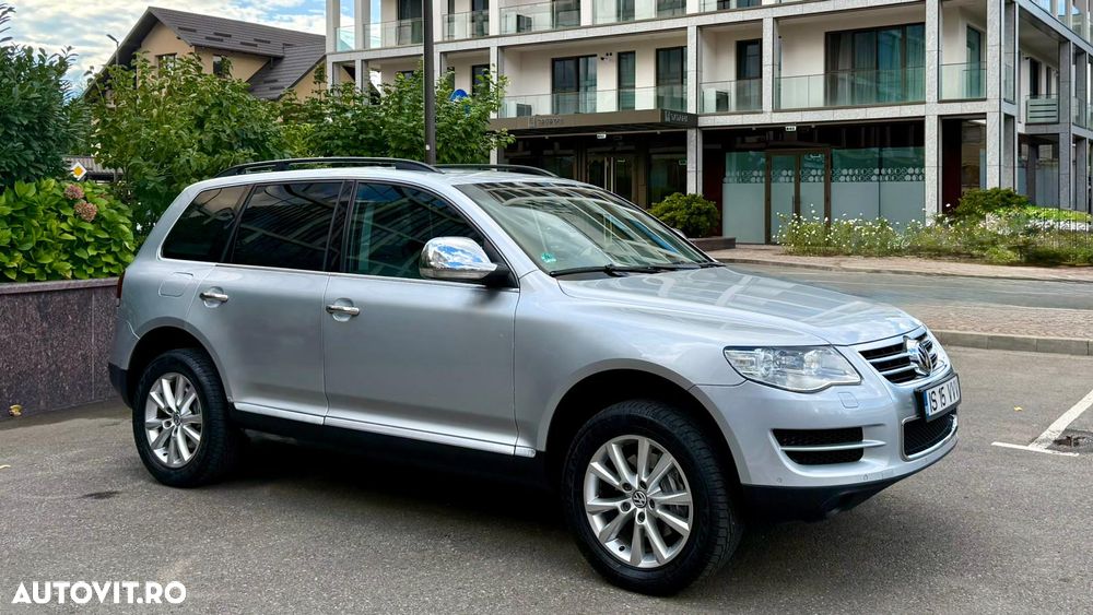 Volkswagen Touareg - 2